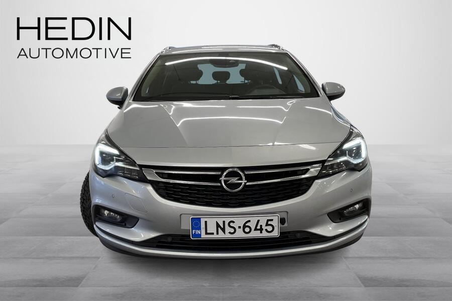 Opel Astra vaihtoauto