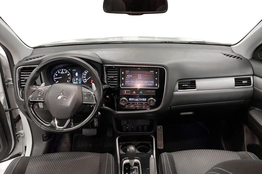 Mitsubishi Outlander vaihtoauto