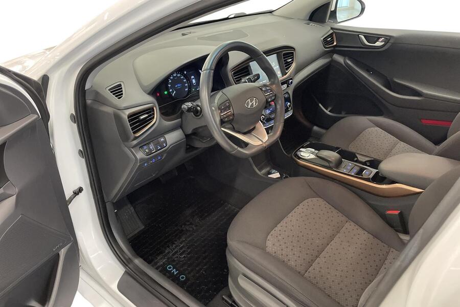 Hyundai IONIQ electric vaihtoauto