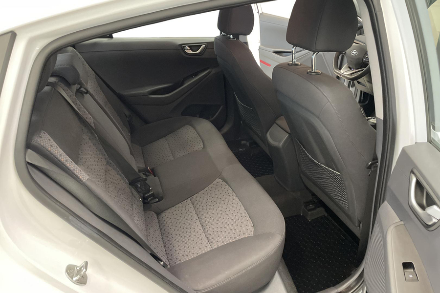 Hyundai IONIQ electric vaihtoauto