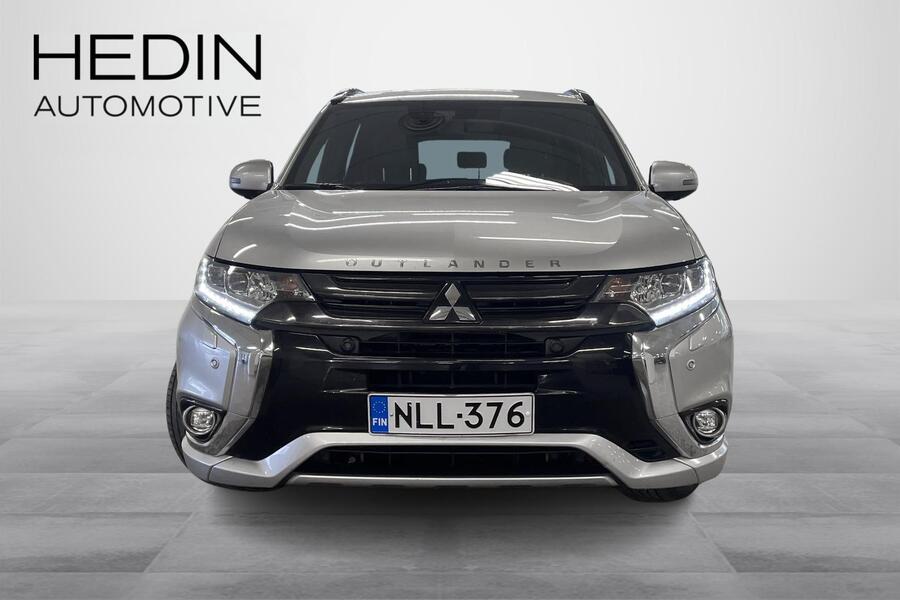 Mitsubishi Outlander PHEV vaihtoauto