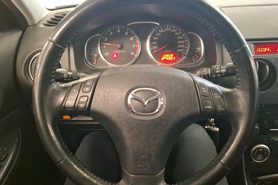 Mazda 6 vaihtoauto