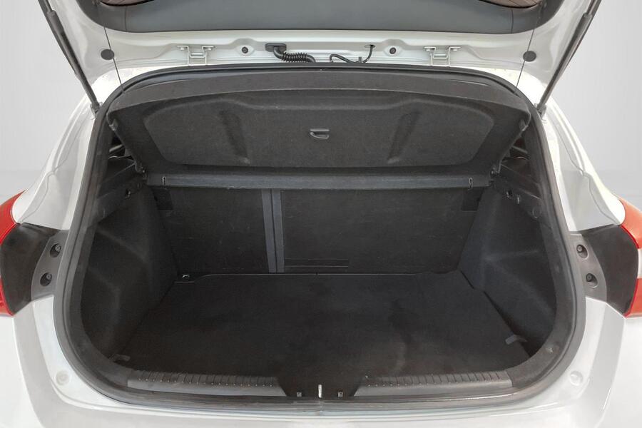 Hyundai i30 5d vaihtoauto