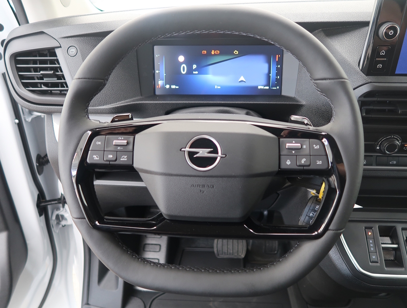 Opel Vivaro vaihtoauto