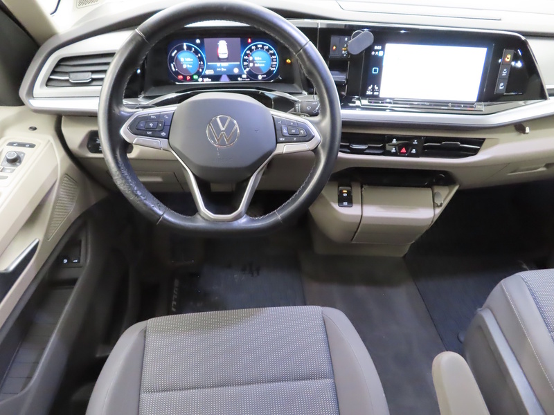 Volkswagen Multivan vaihtoauto