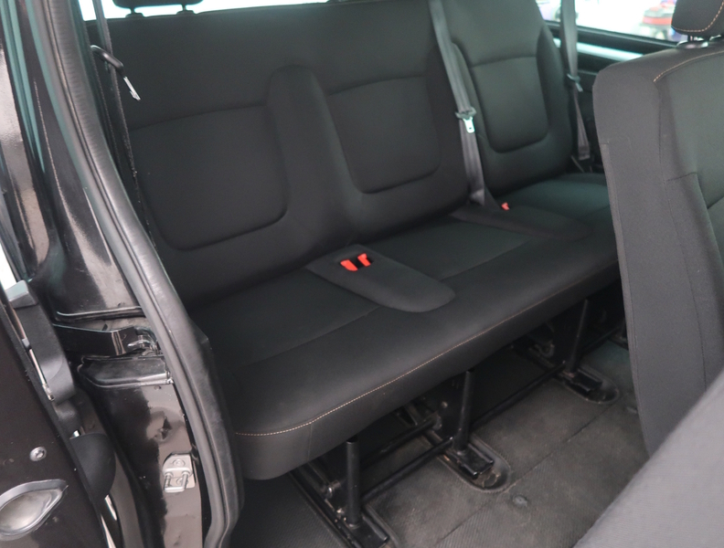 Renault Trafic Passenger vaihtoauto