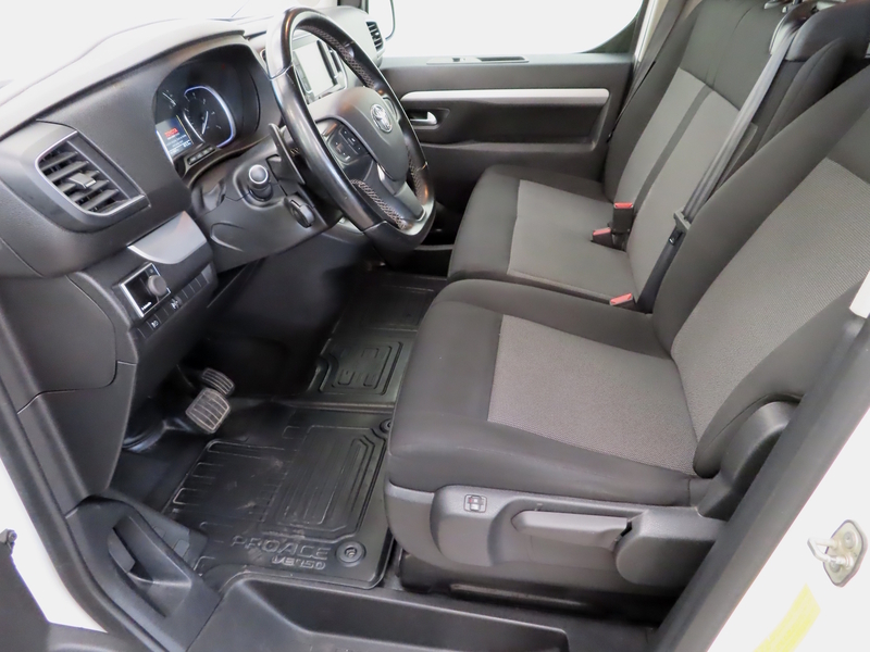 Toyota Proace Verso vaihtoauto