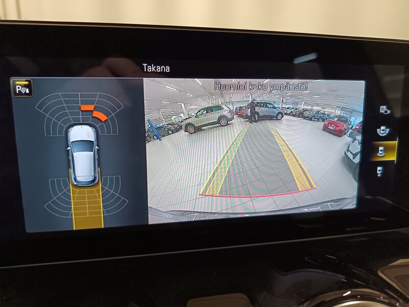 Mercedes-Benz GLA vaihtoauto