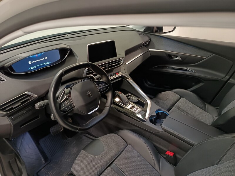 Peugeot 5008 vaihtoauto