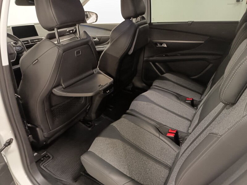 Peugeot 5008 vaihtoauto