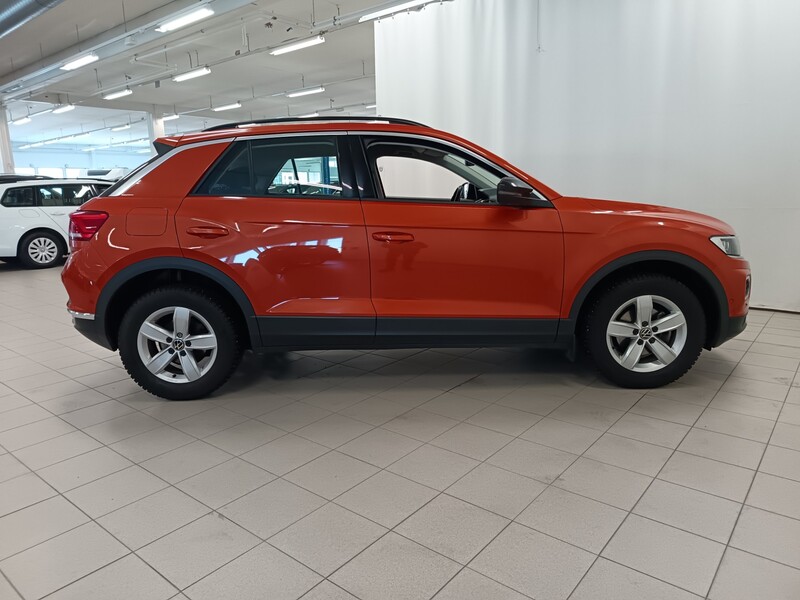 Volkswagen T-Roc vaihtoauto