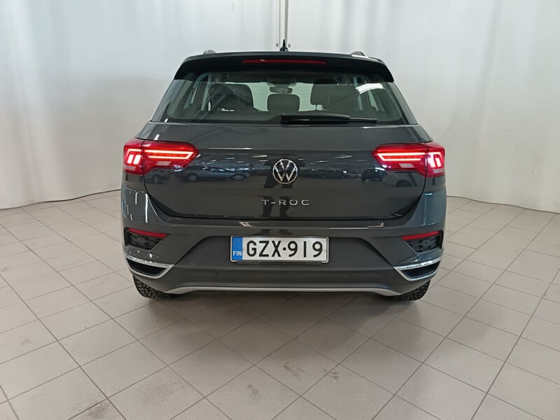 Volkswagen T-Roc vaihtoauto