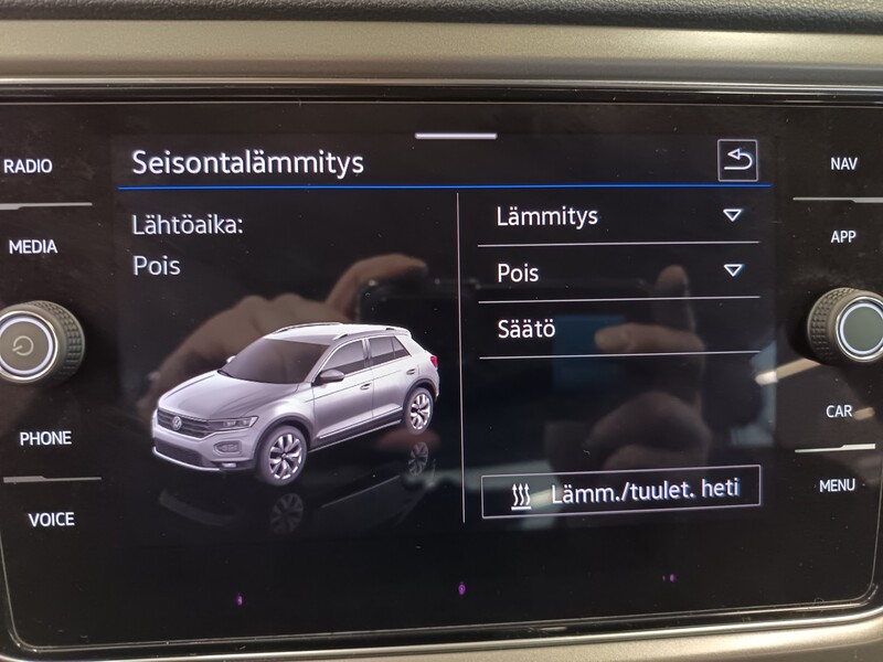 Volkswagen T-Roc vaihtoauto