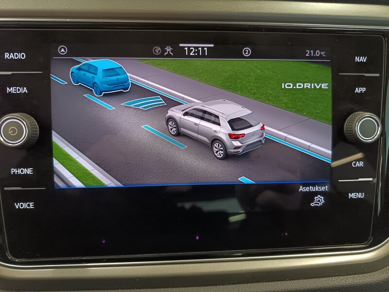 Volkswagen T-Roc vaihtoauto