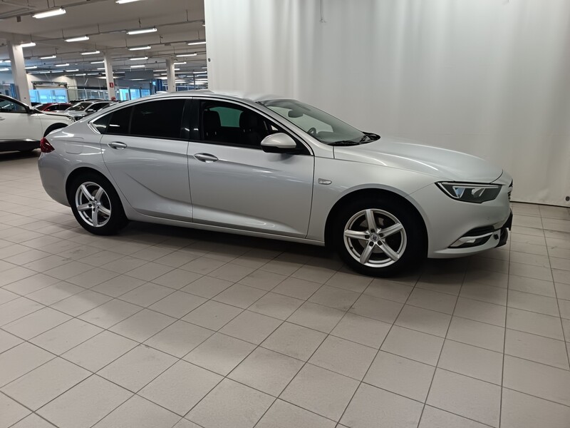 Opel Insignia vaihtoauto