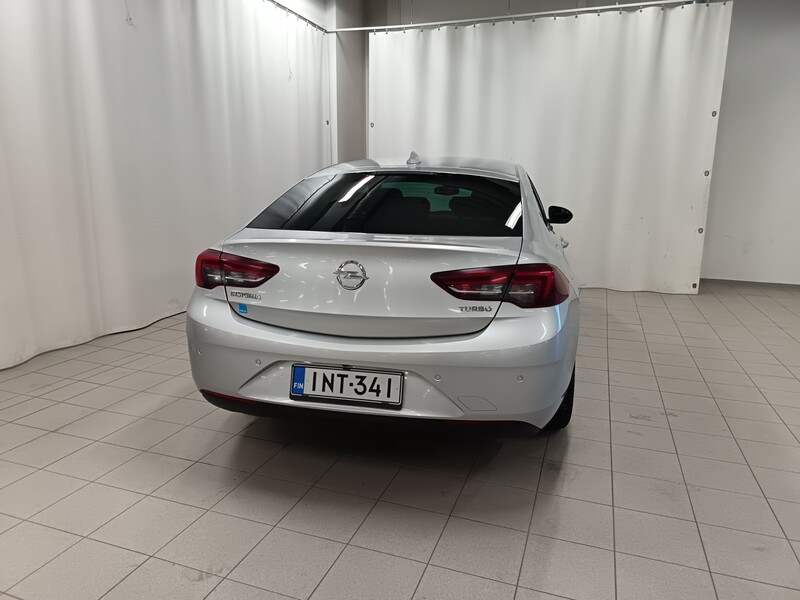 Opel Insignia vaihtoauto