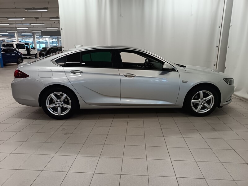 Opel Insignia vaihtoauto