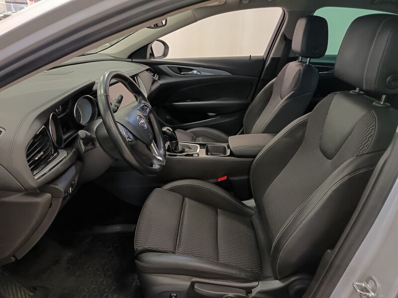 Opel Insignia vaihtoauto