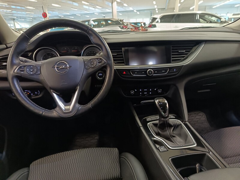 Opel Insignia vaihtoauto