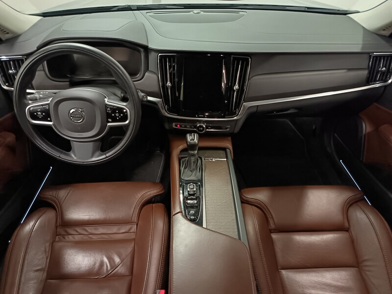 Volvo V90 Cross Country vaihtoauto