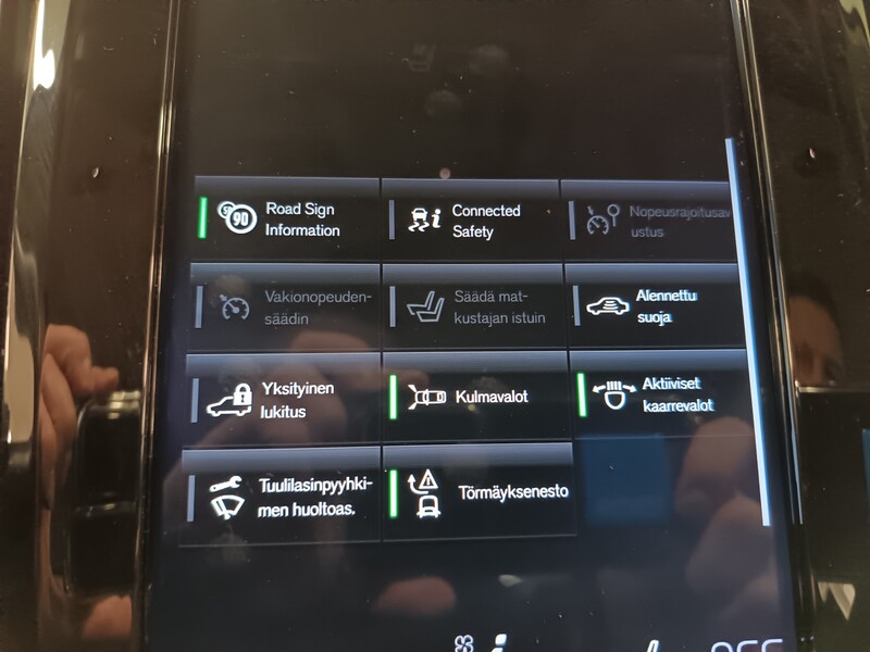 Volvo V90 Cross Country vaihtoauto