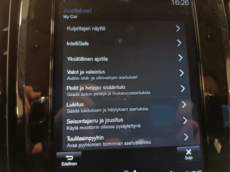 Volvo V90 Cross Country vaihtoauto