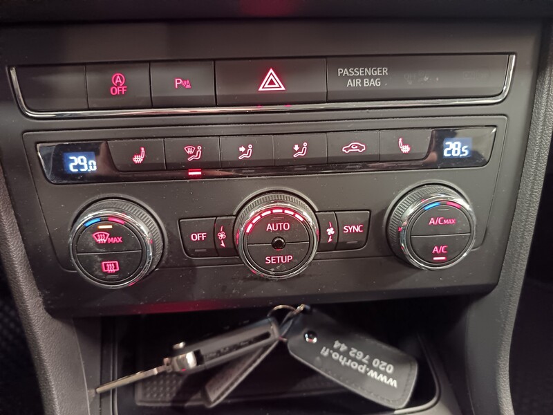 SEAT Leon ST vaihtoauto