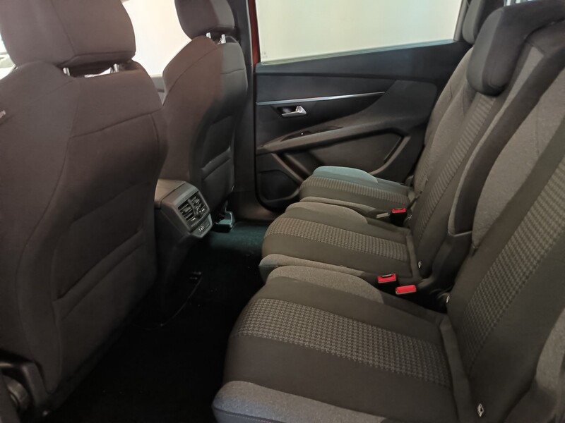 Peugeot 5008 vaihtoauto