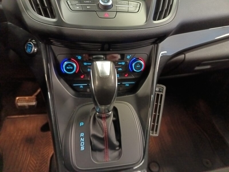 Ford Kuga vaihtoauto