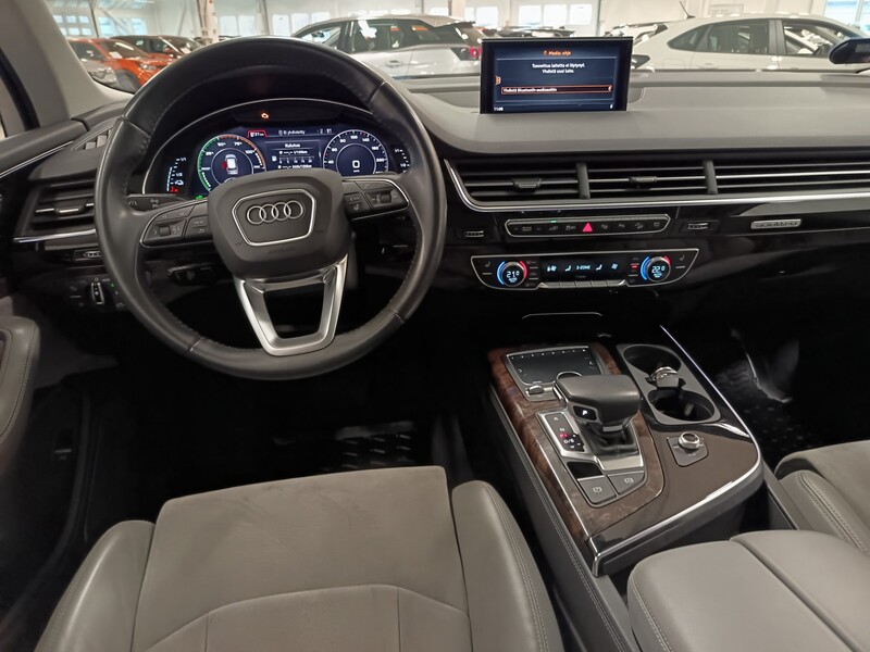 Audi Q7 vaihtoauto