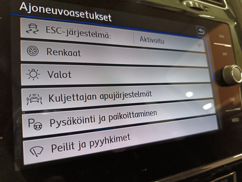 Volkswagen Golf vaihtoauto