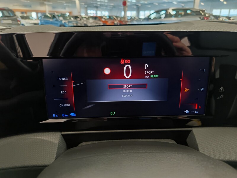 Opel Astra vaihtoauto