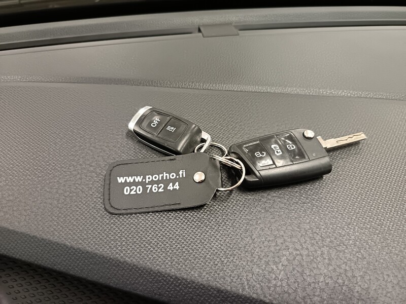 Volkswagen Caddy Maxi vaihtoauto