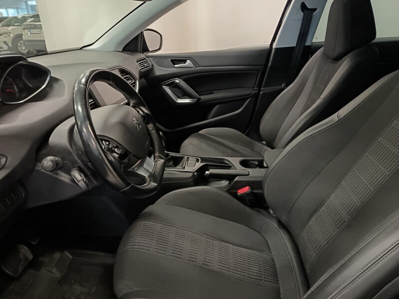 Peugeot 308 vaihtoauto