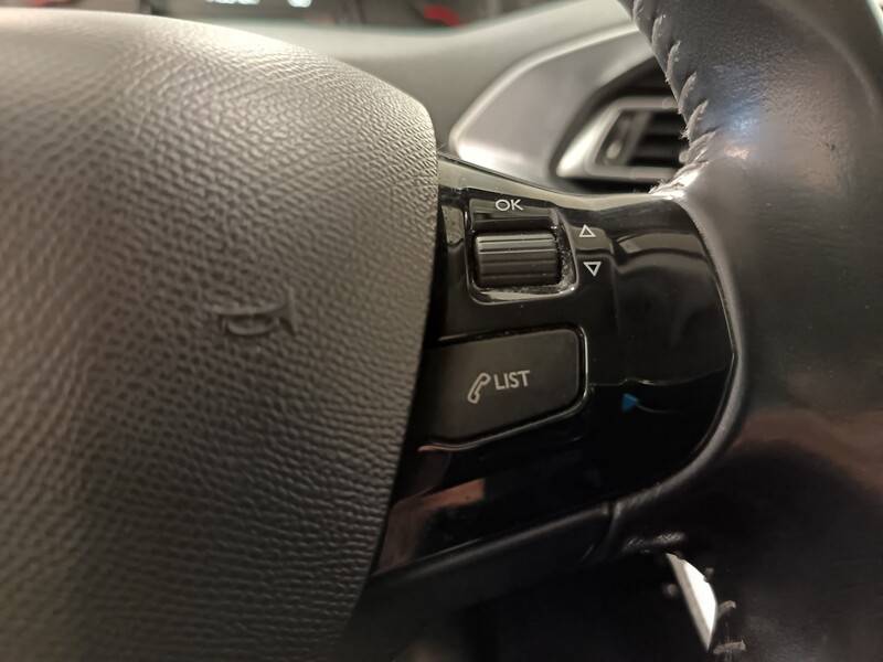 Peugeot 308 vaihtoauto