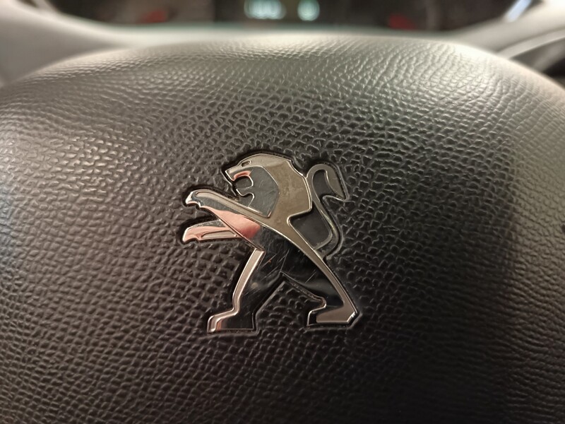 Peugeot 308 vaihtoauto