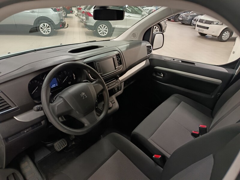 Peugeot Traveller vaihtoauto