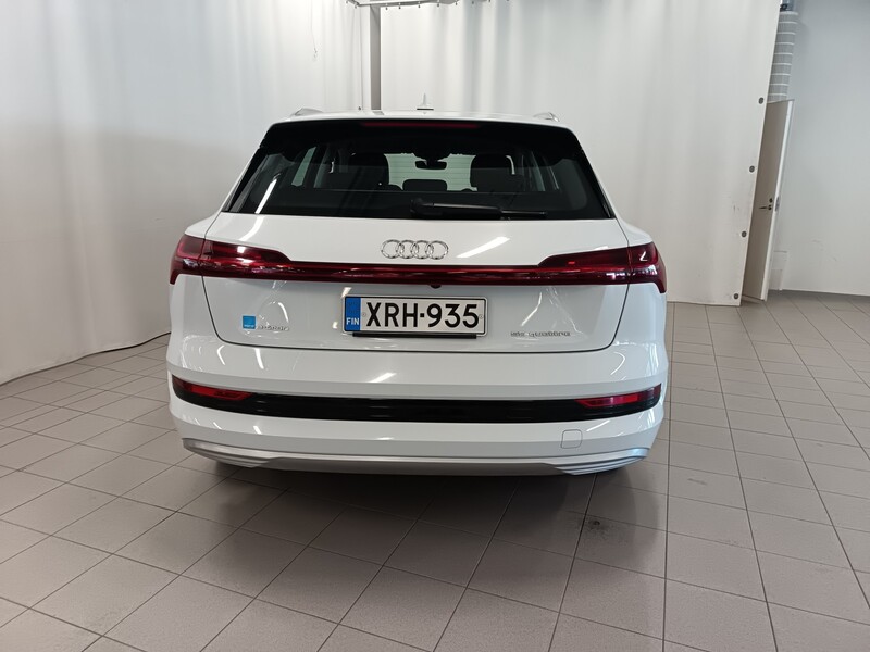 Audi e-tron vaihtoauto