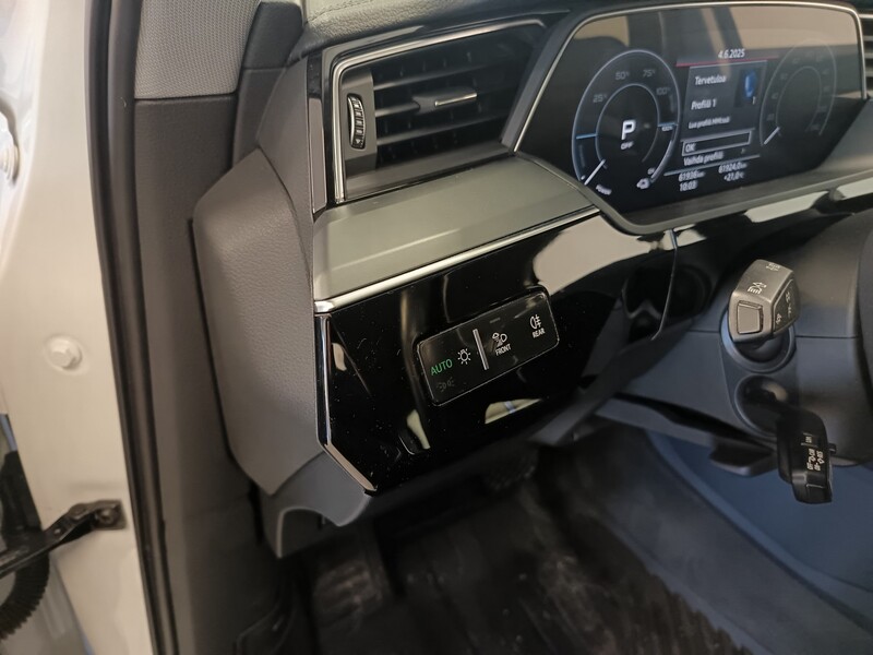 Audi e-tron vaihtoauto