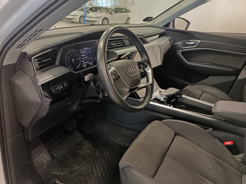 Audi e-tron vaihtoauto