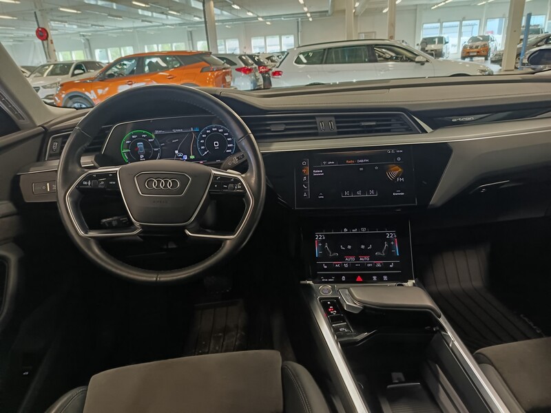 Audi e-tron vaihtoauto