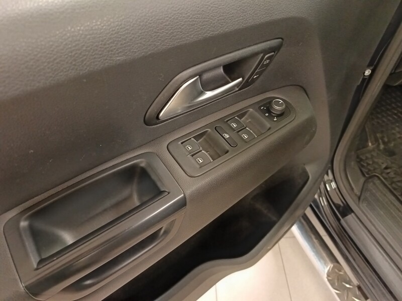 Volkswagen Amarok vaihtoauto