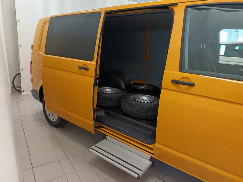 Volkswagen Transporter vaihtoauto