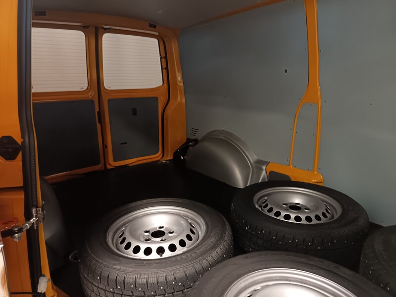 Volkswagen Transporter vaihtoauto