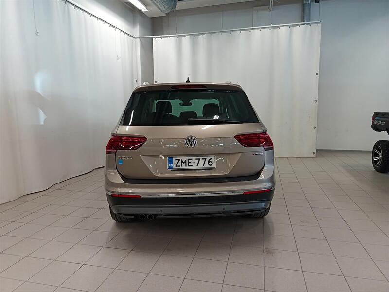 Volkswagen Tiguan vaihtoauto