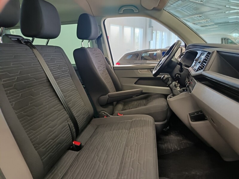 Volkswagen Caravelle vaihtoauto