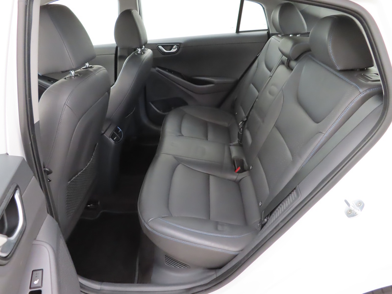 Hyundai IONIQ plug-in vaihtoauto