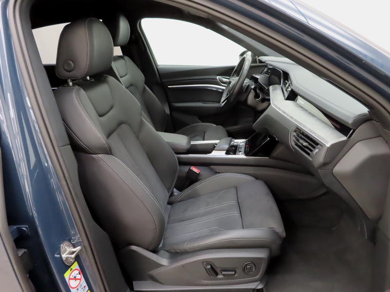 Audi Q8 e-tron vaihtoauto