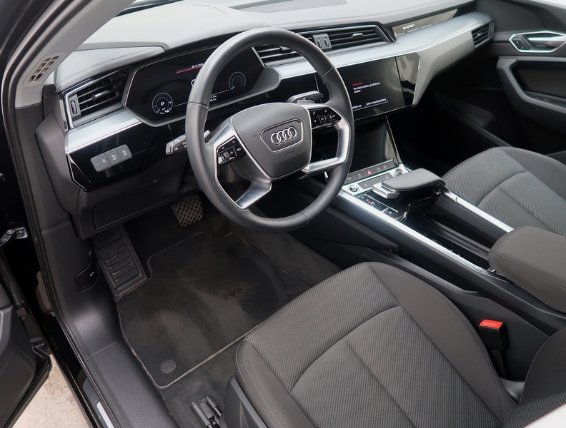 Audi Q8 e-tron vaihtoauto