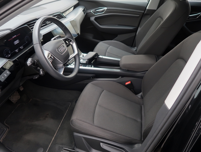 Audi Q8 e-tron vaihtoauto